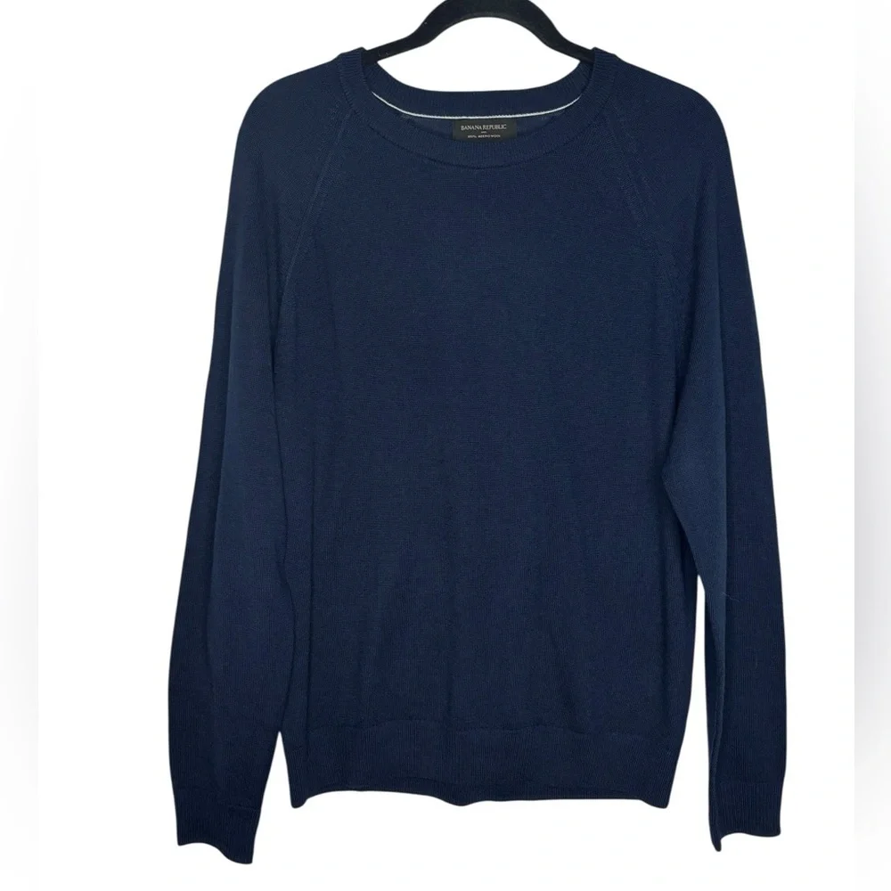 Banana Republic Men’s Merino Wool Crewneck Navy Sweater Size Medium